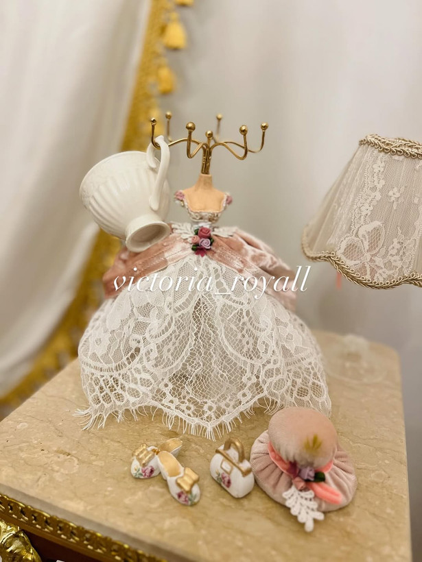 مانکن اکسسوری اشرافی